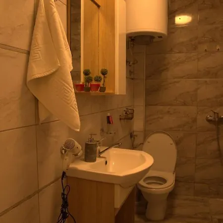 Adriana's Place Apartment